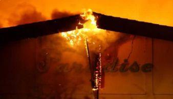 失火天堂在线观看,在线观看，揭秘火灾背后的惊悚真相